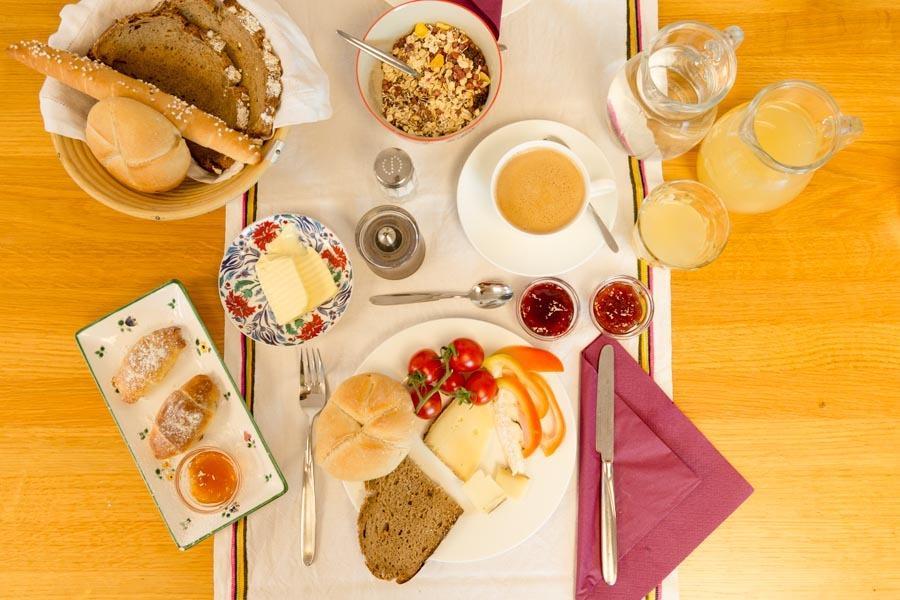 Wein + Bett Wiedeck Stetten ภายนอก รูปภาพ
